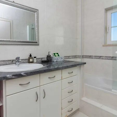 Orada 78 House - Privat Pool & Privacy * Албуфейра